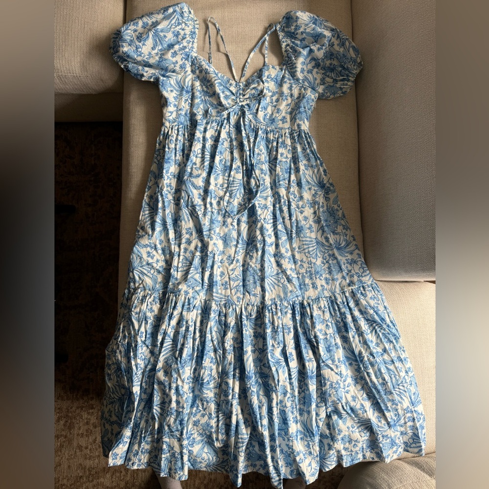 AQUA by Bloomingdale’s Blue and White Floral Dress - Picture 4 of 8
